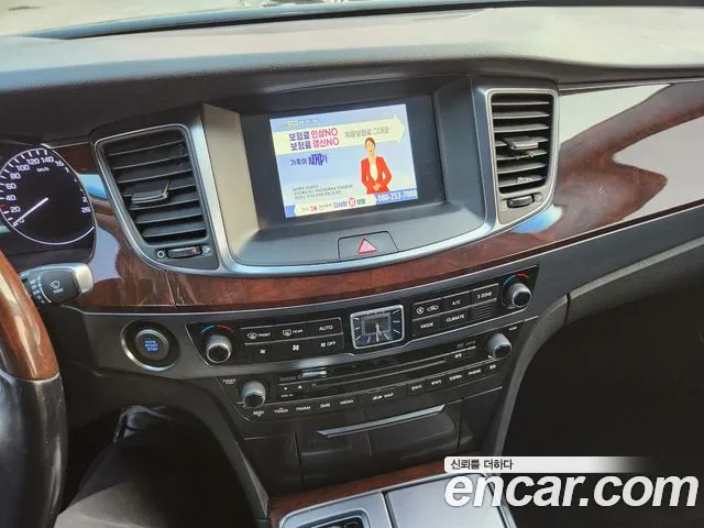 Hyundai Equus 2014 — фото 15