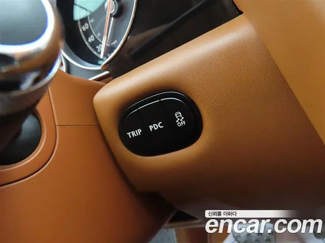 Bentley Continental 2014 — фото 10