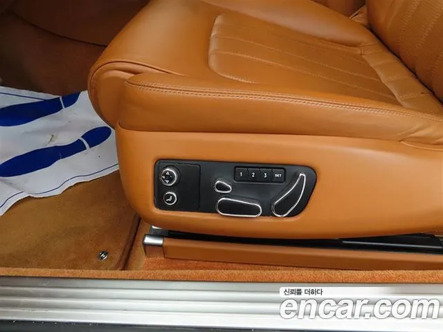 Bentley Continental 2014 — фото 15