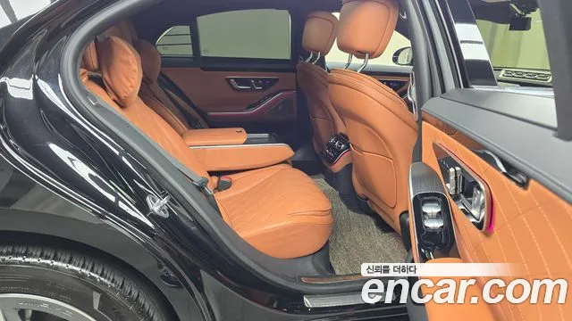 Mercedes-Benz S-Class 2022 — фото 12