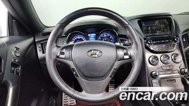 Hyundai Genesis 2016 — фото 13