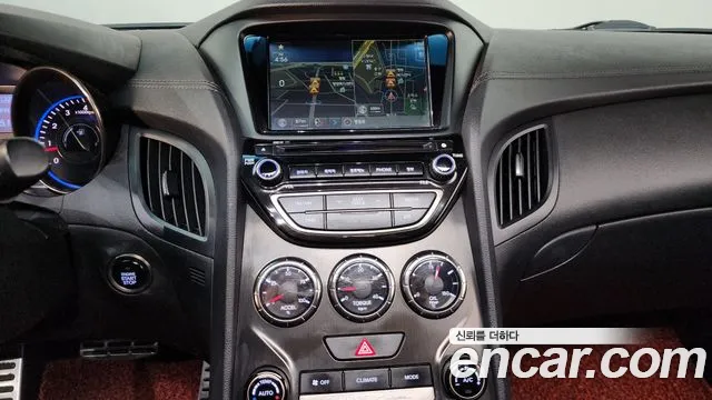 Hyundai Genesis 2016 — фото 15