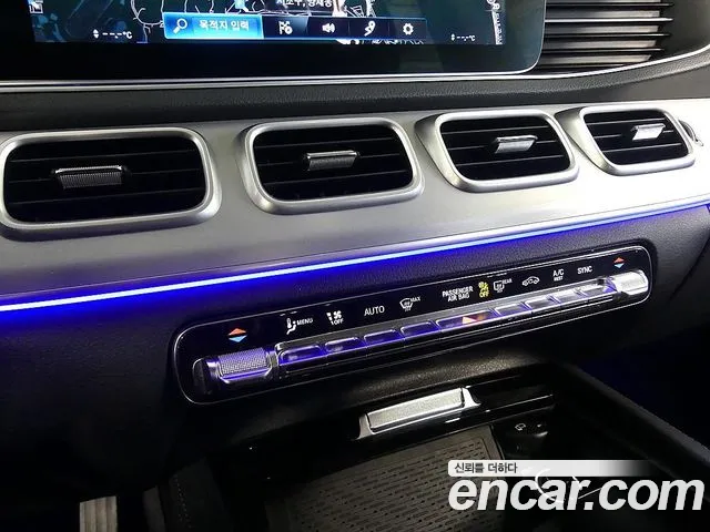 Mercedes-Benz GLE-Class 2019 — фото 11
