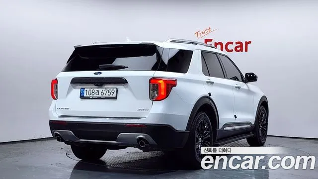 Ford Explorer 2021 — фото 2