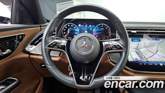 Mercedes-Benz E-Class 2024 — фото 12