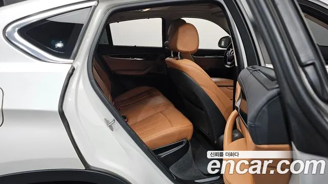 BMW X6 2018 — фото 12
