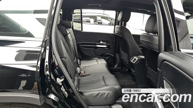 Mercedes-Benz GLB-Class 2021 — фото 12