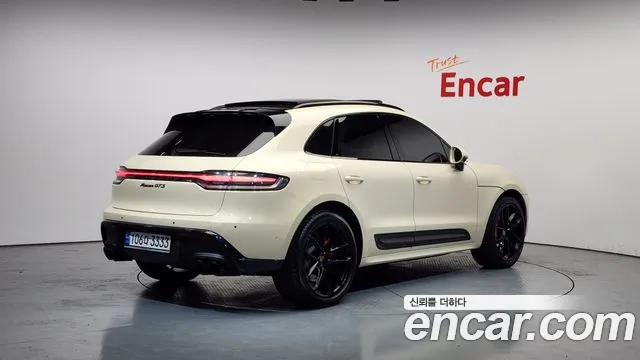 Porsche Macan 2022 — фото 2