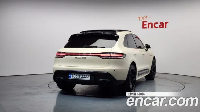 Porsche Macan 2022 — фото 4