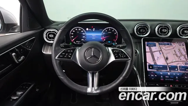 Mercedes-Benz C-Class 2022 — фото 12
