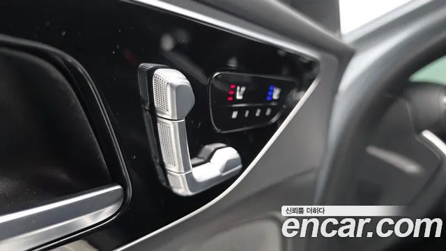 Mercedes-Benz C-Class 2022 — фото 18