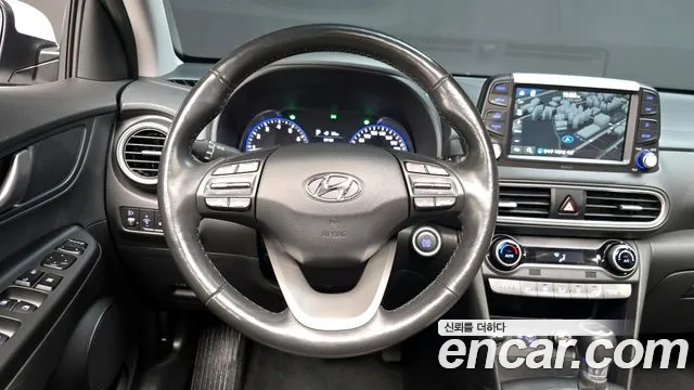 Hyundai Kona 2018 — фото 13