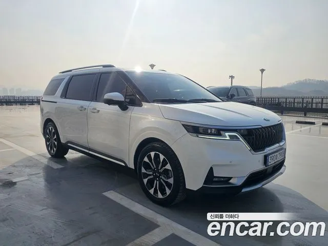 Kia Canival 2021 — фото 11