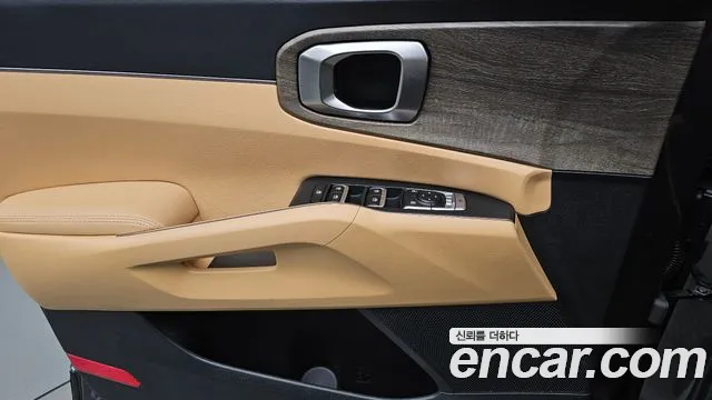 Kia Sorento 2023 — фото 16