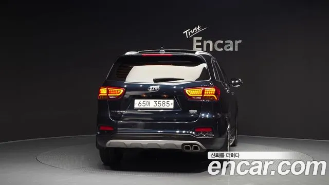Kia Sorento 2018 — фото 4