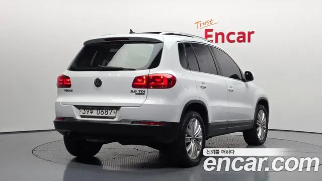 Volkswagen Tiguan 2016 — фото 2