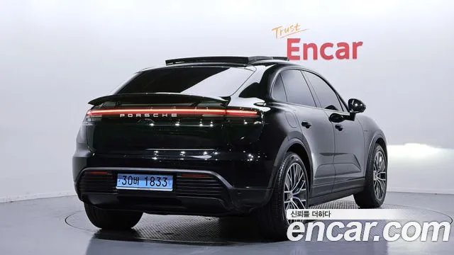 Porsche Macan 2025 — фото 2
