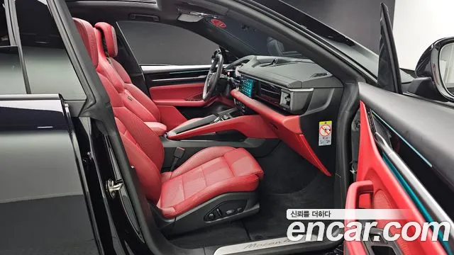 Porsche Macan 2025 — фото 10