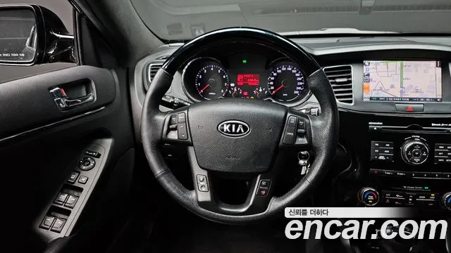 Kia K7 2011 — фото 13