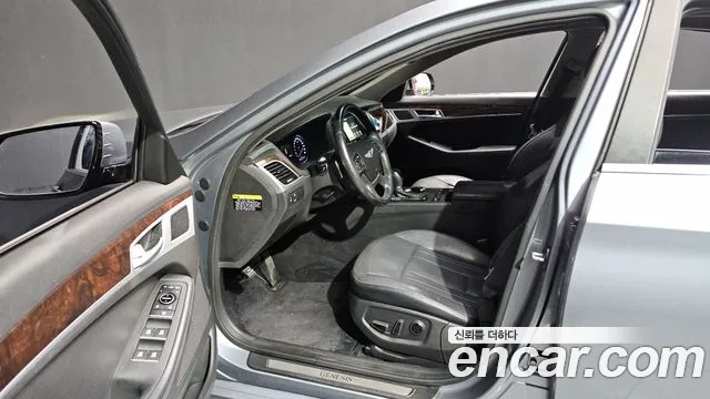 Hyundai Genesis 2015 — фото 10