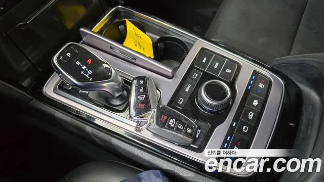 Hyundai Equus 2015 — фото 9