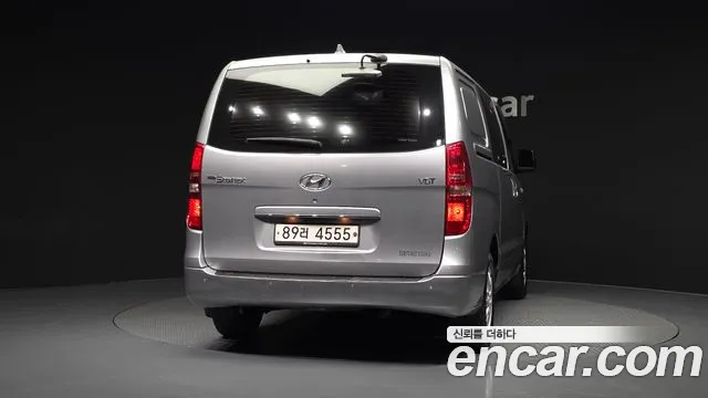 Hyundai Starex 2019 — фото 4