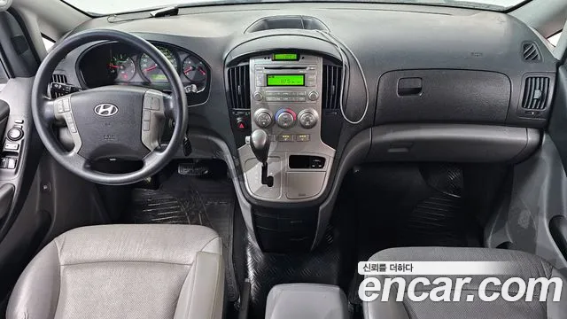 Hyundai Starex 2016 — фото 7