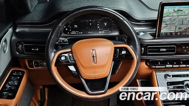 Lincoln Aviator 2020 — фото 13