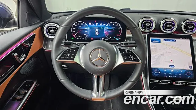 Mercedes-Benz C-Class 2025 — фото 13