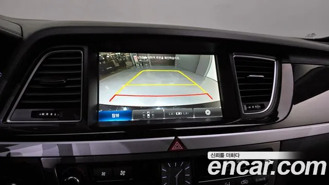 Hyundai Genesis 2015 — фото 16