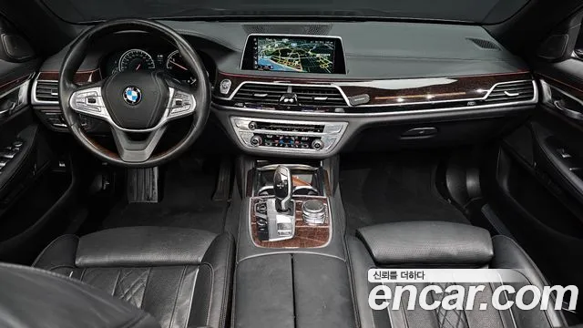 BMW 7-Series 2016 — фото 7