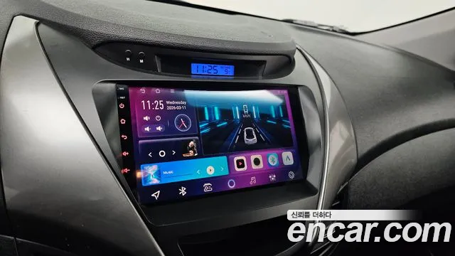 Hyundai AVANTE 2013 — фото 17