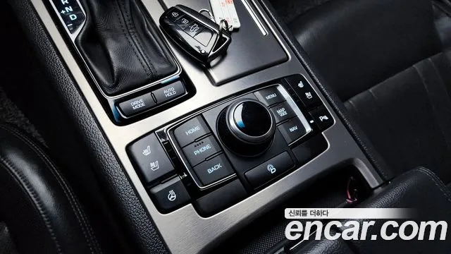 Hyundai Genesis 2014 — фото 18