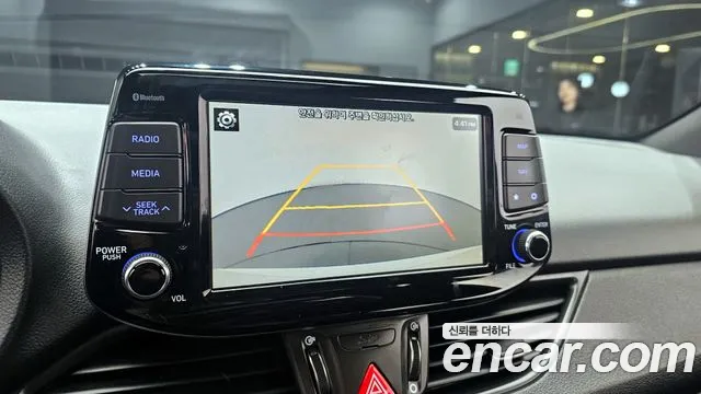 Hyundai i30 2017 — фото 15