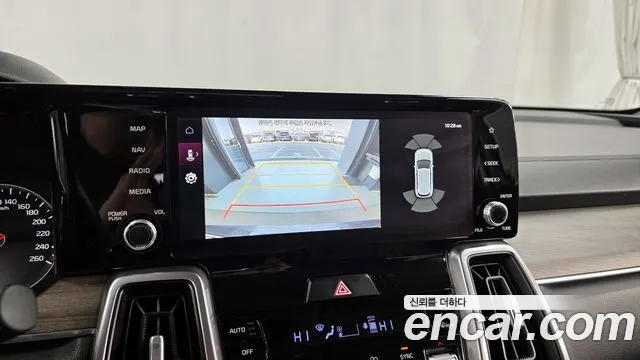 Kia Sorento 2022 — фото 15