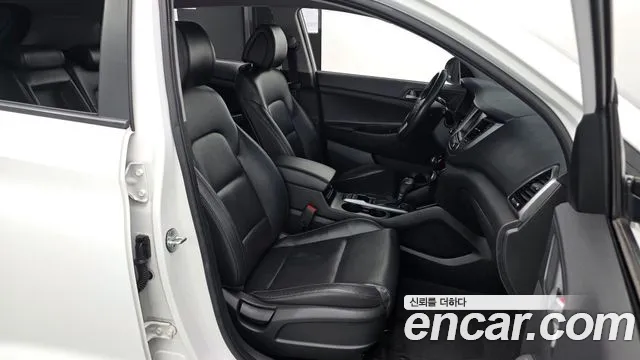 Hyundai Tucson 2018 — фото 10