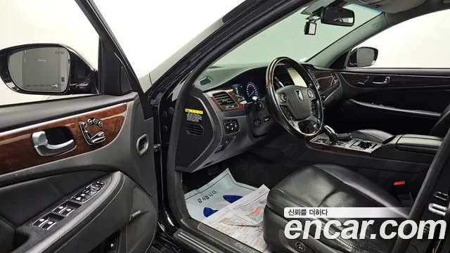 Hyundai Equus 2013 — фото 10