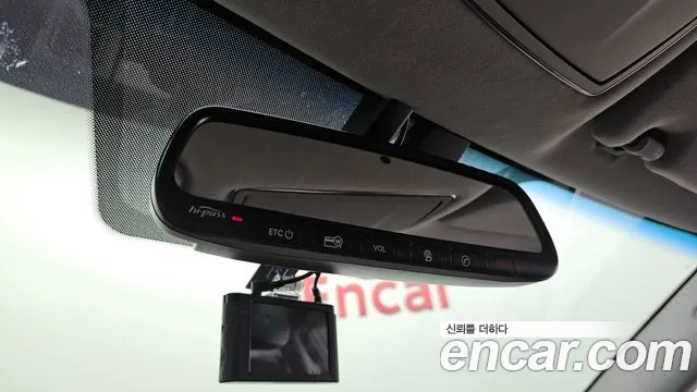 Hyundai Equus 2013 — фото 18