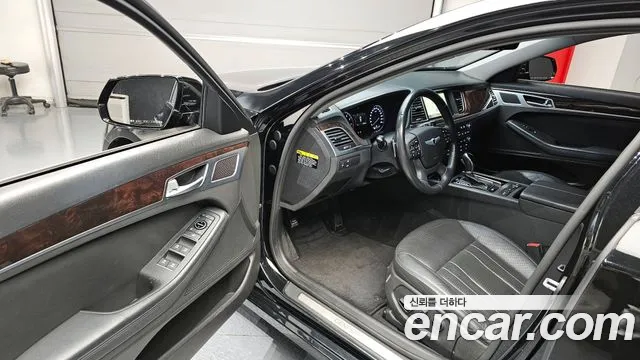 Hyundai Genesis 2015 — фото 10