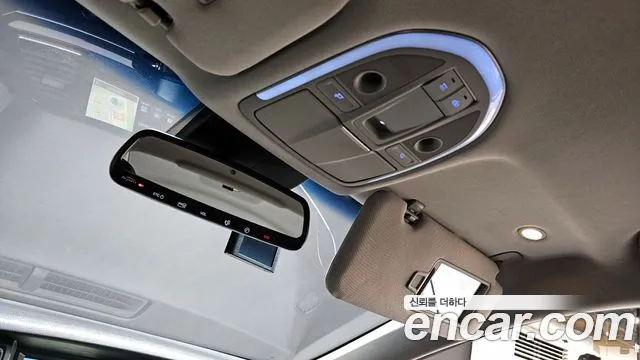 Hyundai Genesis 2015 — фото 18