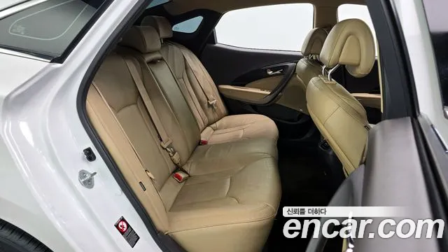 Hyundai Grandeur 2015 — фото 12