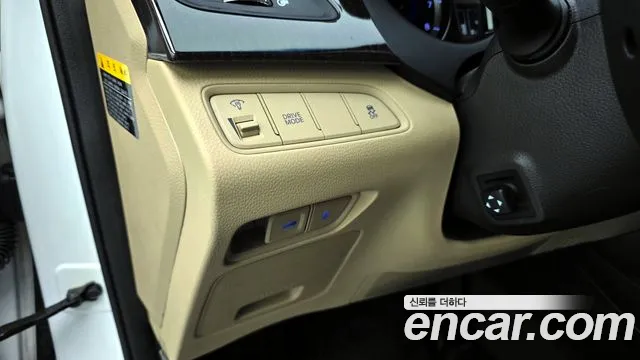 Hyundai Grandeur 2015 — фото 13
