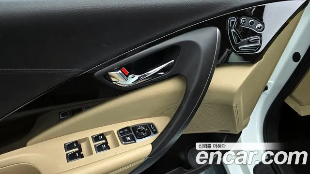 Hyundai Grandeur 2015 — фото 18