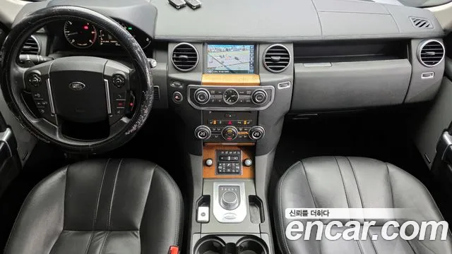 Land Rover Discovery 2015 — фото 7