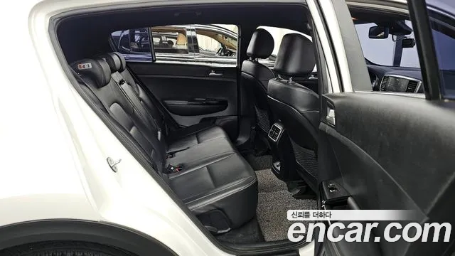 Kia Sportage 2019 — фото 12