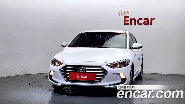 Hyundai AVANTE 2018 — фото 3