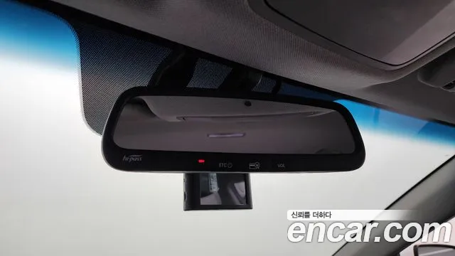 Hyundai AVANTE 2018 — фото 20