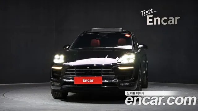 Porsche Macan 2018 — фото 3