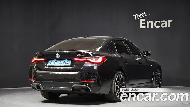 BMW i4 2023 — фото 2