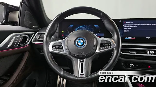 BMW i4 2023 — фото 13